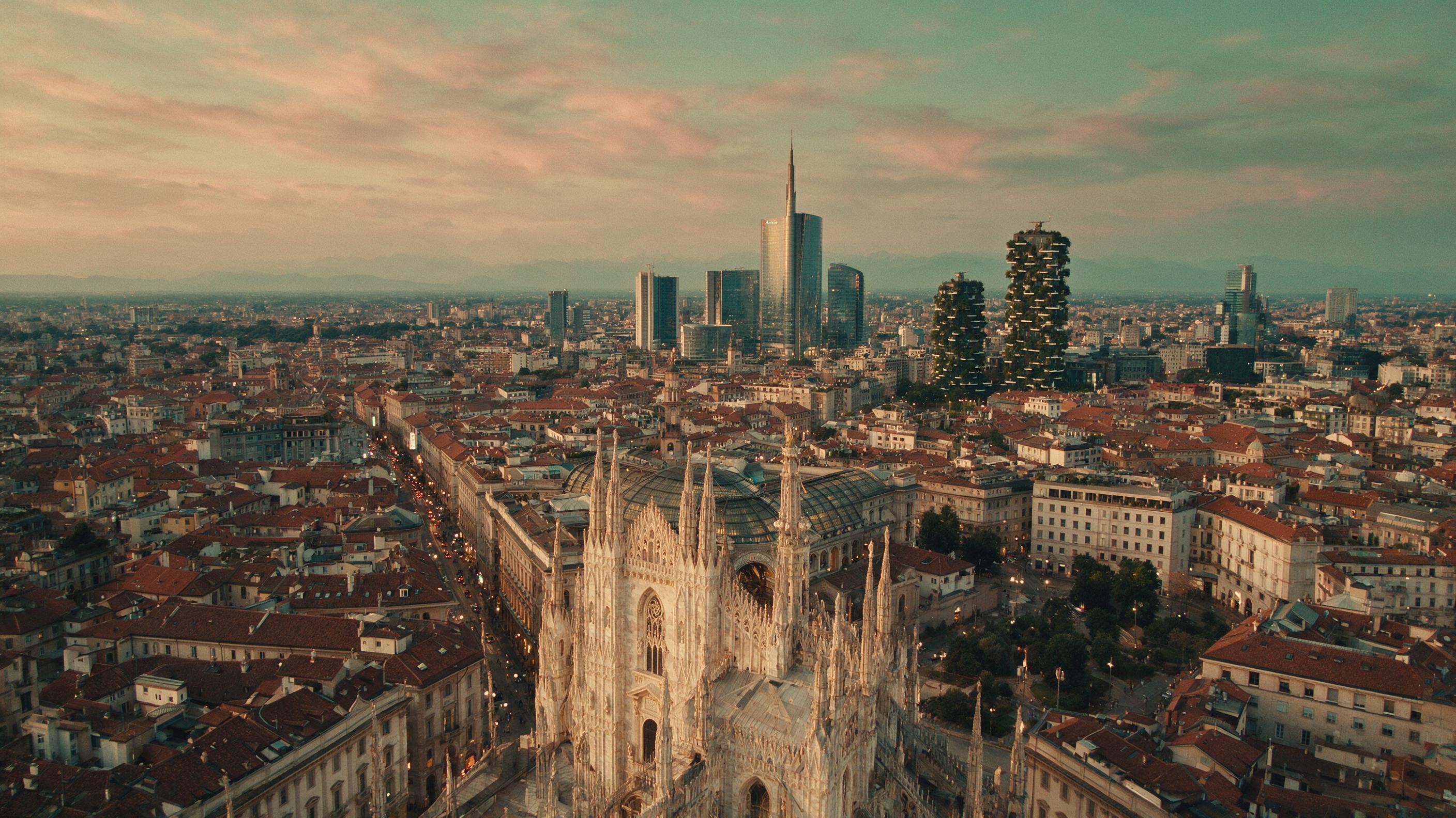 Milan private jet charter